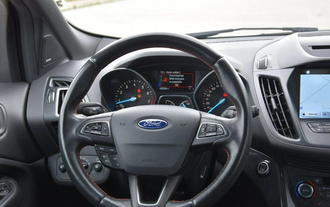 Ford Kuga cena 66899 przebieg: 97000, rok produkcji 2017 z Pieńsk małe 631
